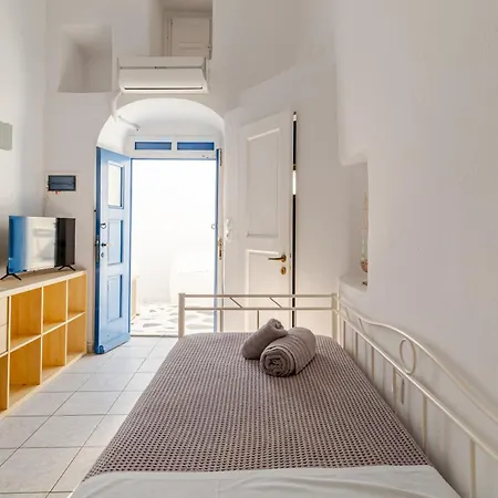 Elenitas Town House With Veranda And Sea View Apartment Mykonos Town